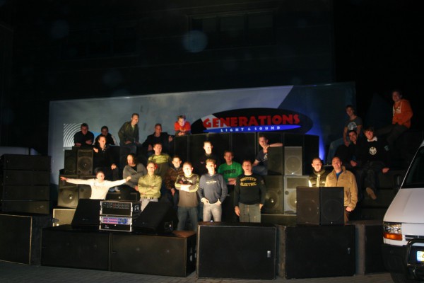 2006  Crew van Generations Light & Sound